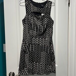 FOREVER 21. Dress. Black and cream. Size L. NWT